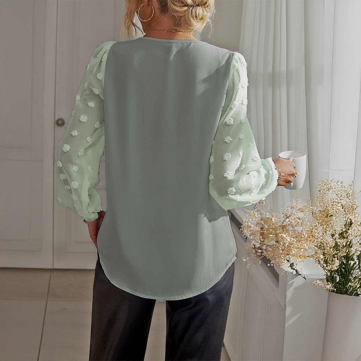 Casual Vacation Style V-neck Long Sleeve Blouse - Image 4